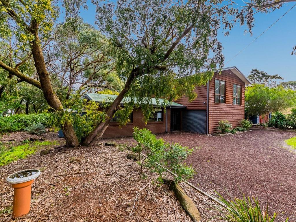 Florida Trees, Inverloch