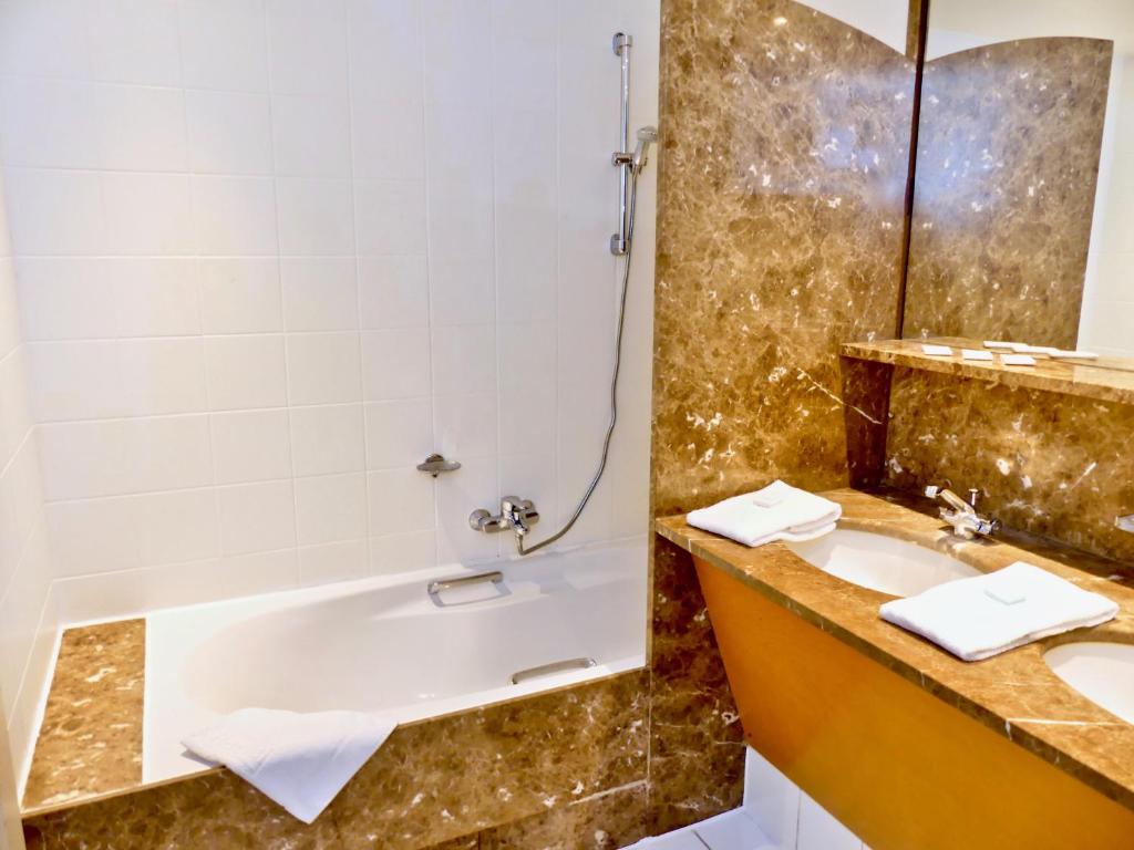 Golden Tulip Hotel De' Medici Photo 34