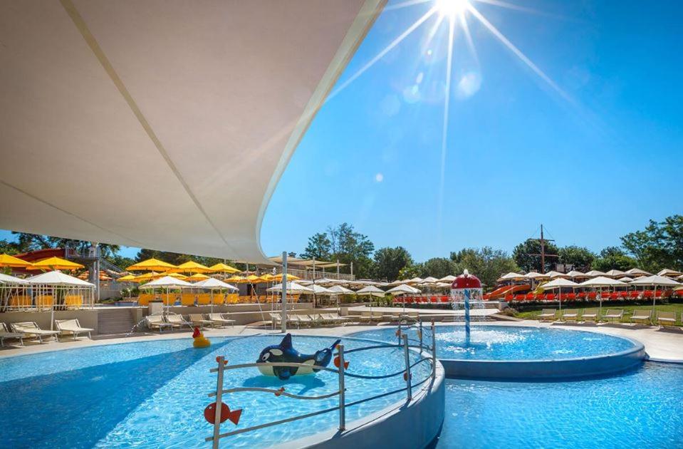 Easyatent Safari tent Lanterna photo