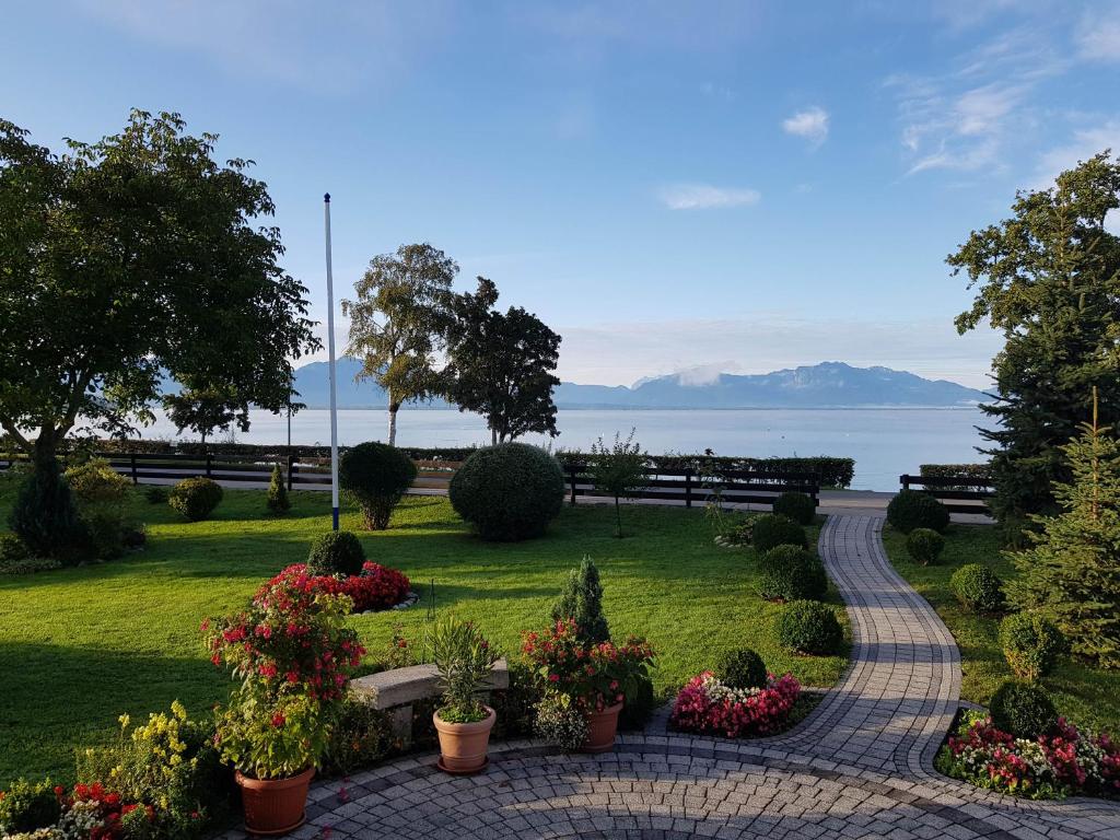 Pension Seeblick photo