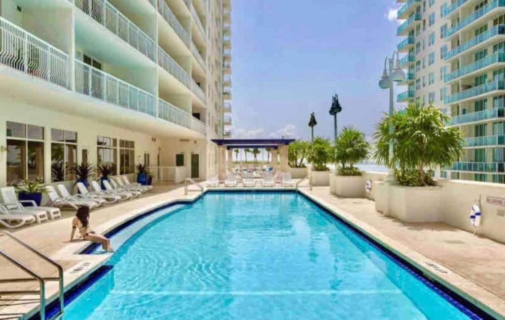 Superb Condo with parking in Brickell Miami photo