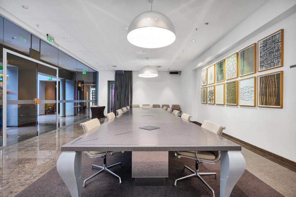 Tárgyalóterem/bálterem