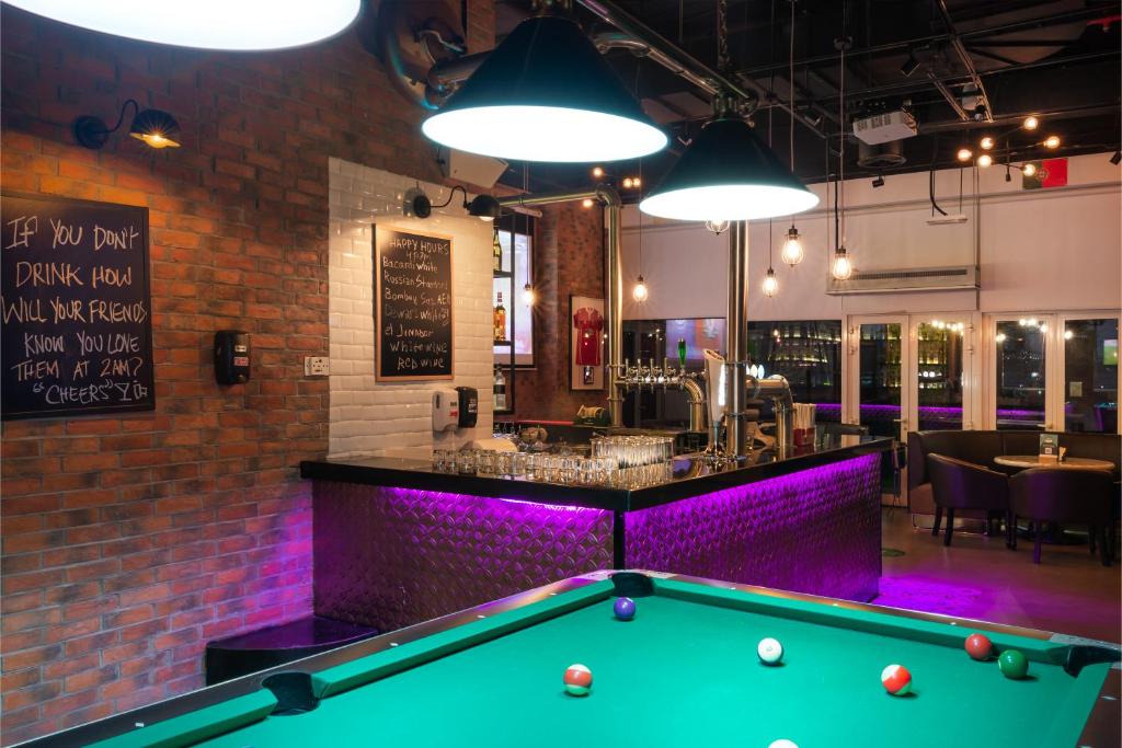 Bar/lounge