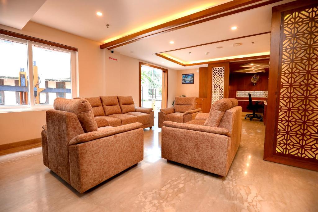 Krishnavalsam Regency photo
