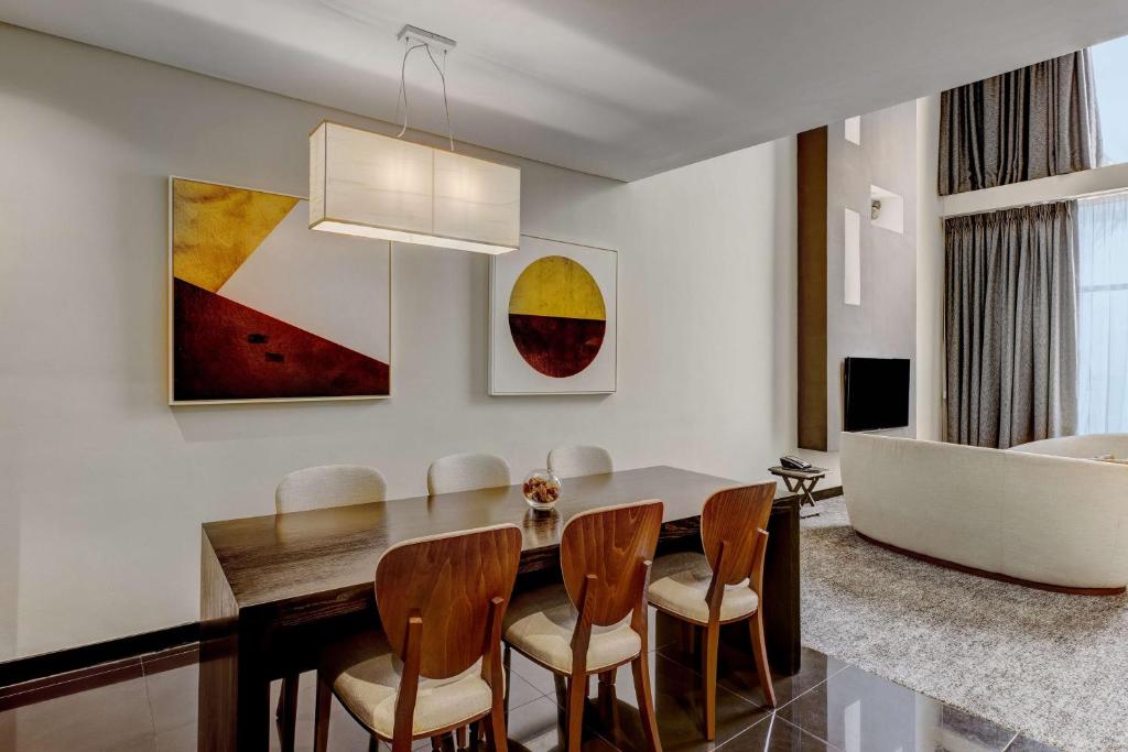 Shower, Radisson Blu Hotel, Lagos Ikeja in Lagos