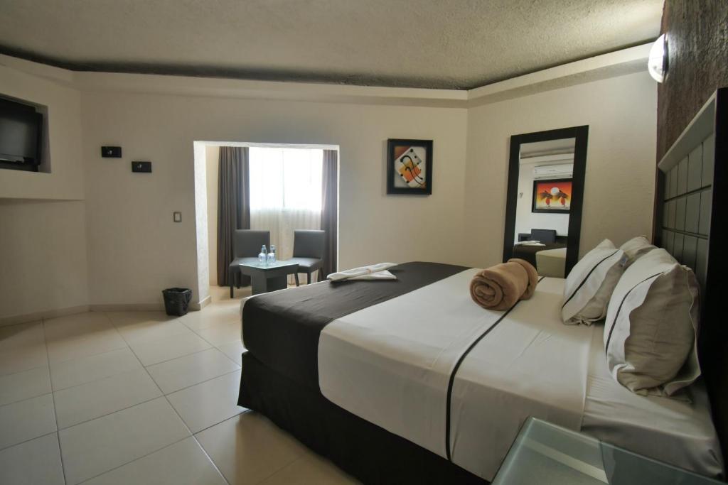 Hotel Portonovo Plaza Centro Photo 1