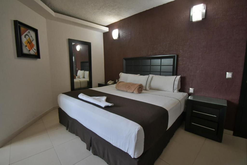 Hotel Portonovo Plaza Centro Photo 3