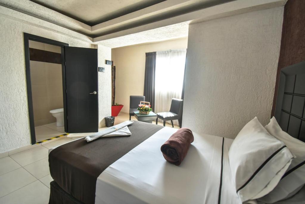 Hotel Portonovo Plaza Centro Photo 7