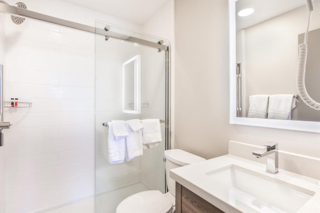 Days Inn By Wyndham Red Bluff Photo 5