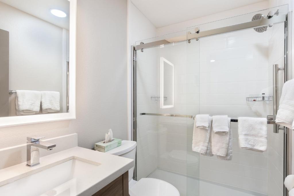 Days Inn By Wyndham Red Bluff Photo 9