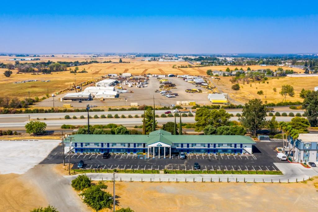 Days Inn By Wyndham Red Bluff Photo 10