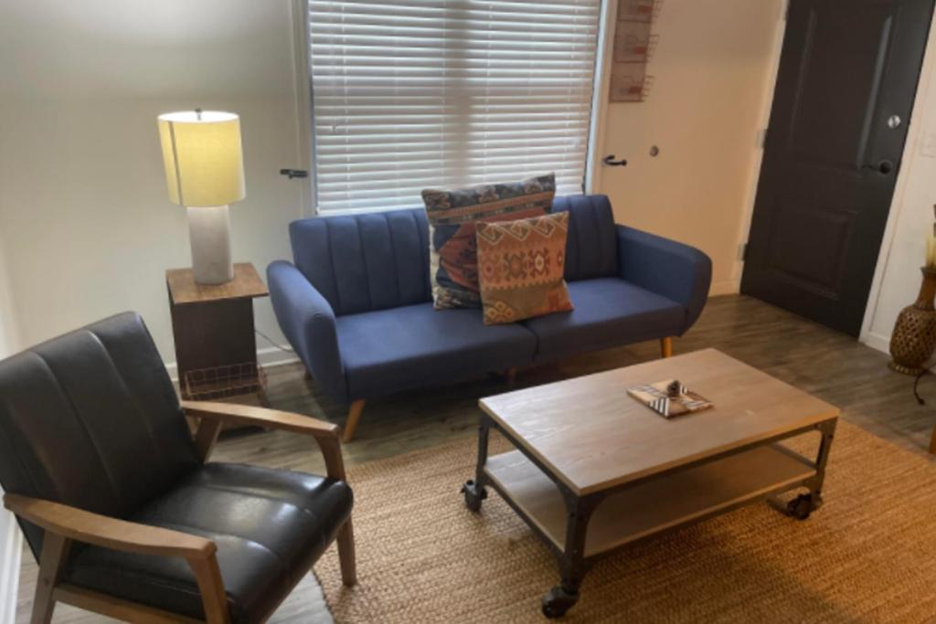 Quaint North Gulch Condo w 2 Queen Beds — Hotel in Nashville (TN)