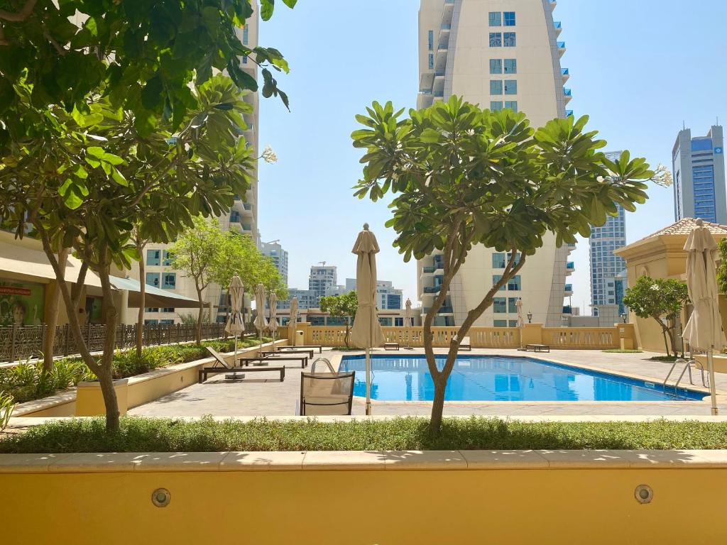 JBR, 2-bedroom, next to beach, full marina view photo