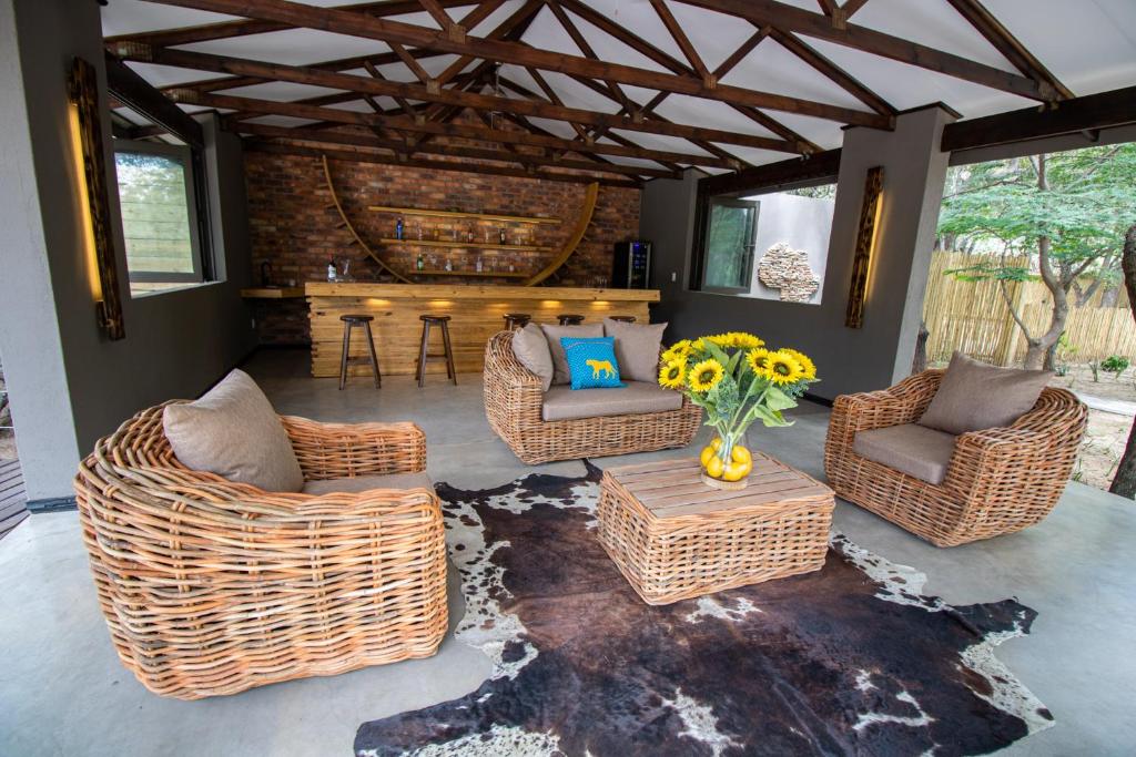 Little Africa Safari Lodge ラウンジ