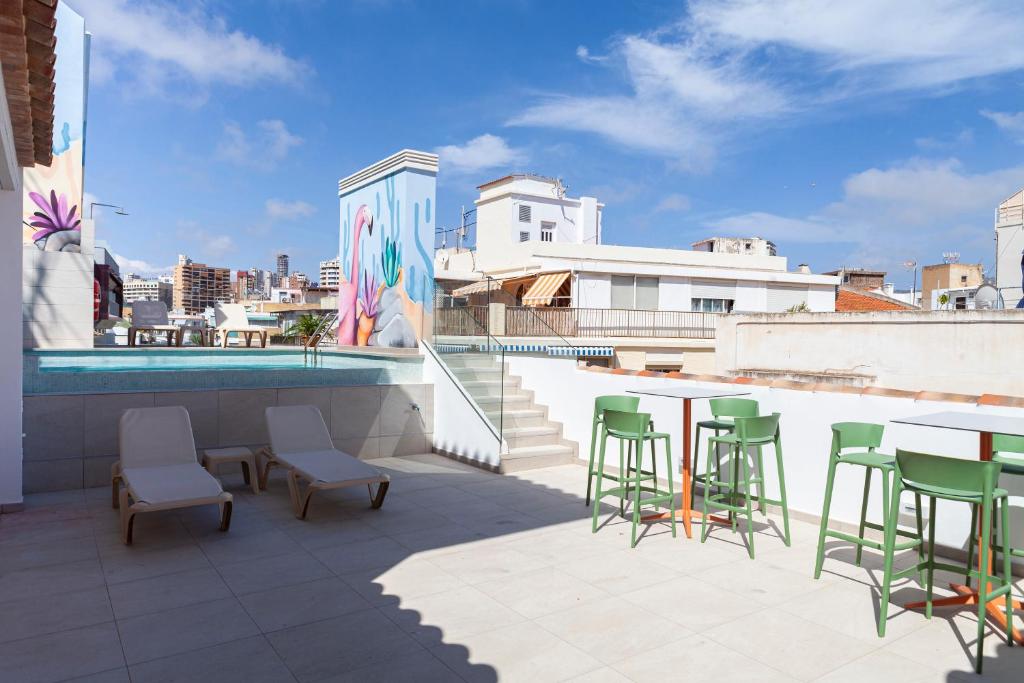 Apartamentos Mayal con Piscina photo