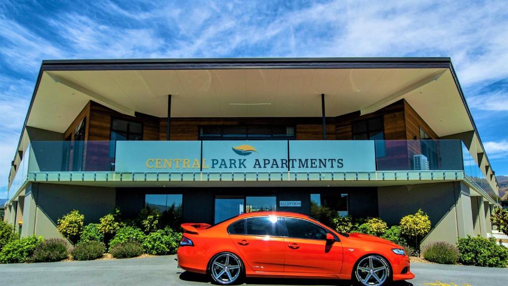Central Park Apartments photo