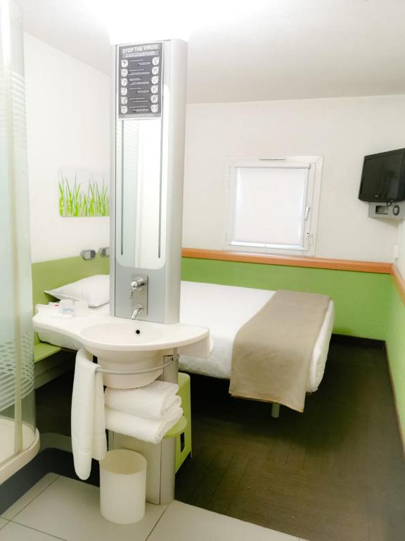 Ecomotel Grayston previously known as SUN1 Wynberg photo