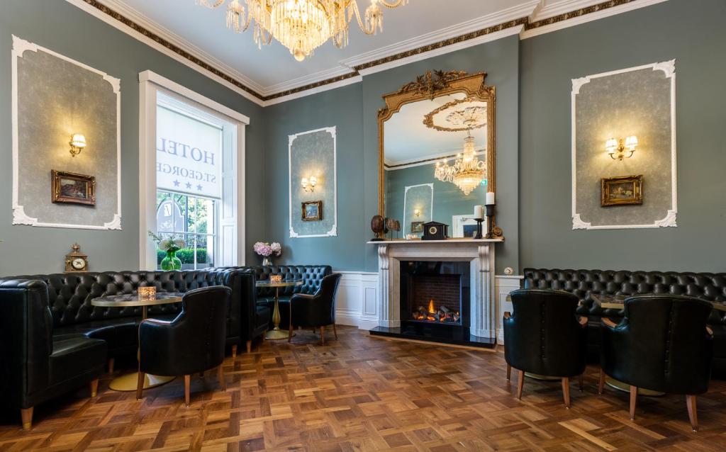 Bar/lounge, Hotel St. George by theKeycollection.ie in Dublin