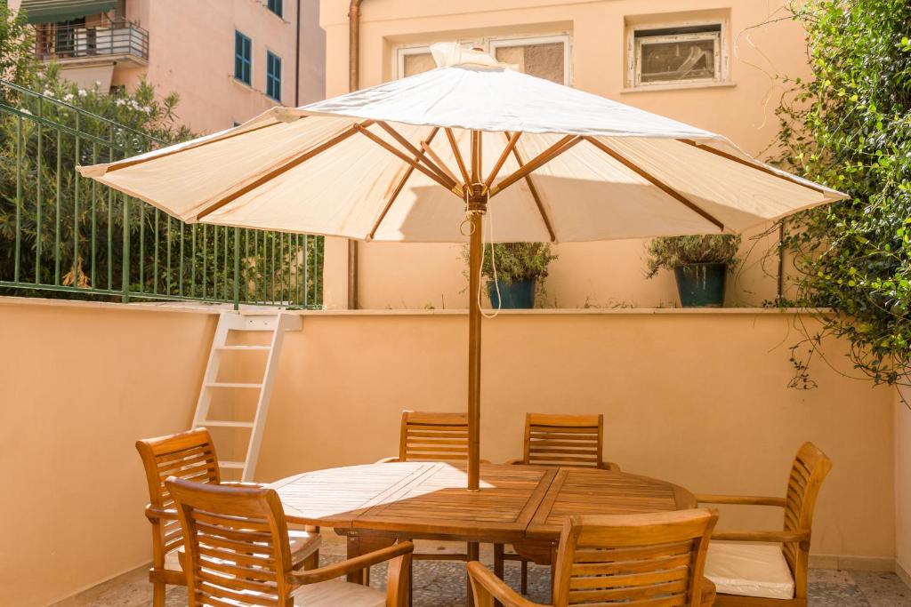 RomAntica Apartment with Dehors near San Giovanni - 2