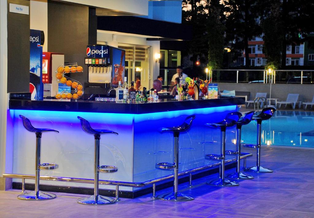 Bar/Bekleme Salonu