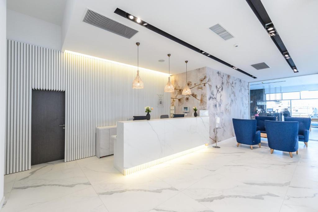 Mirage Beach Spa Hotel photo