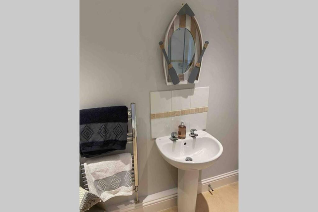 Ulverston South Lakes Spacious 3 Bed G/F Apartment photo
