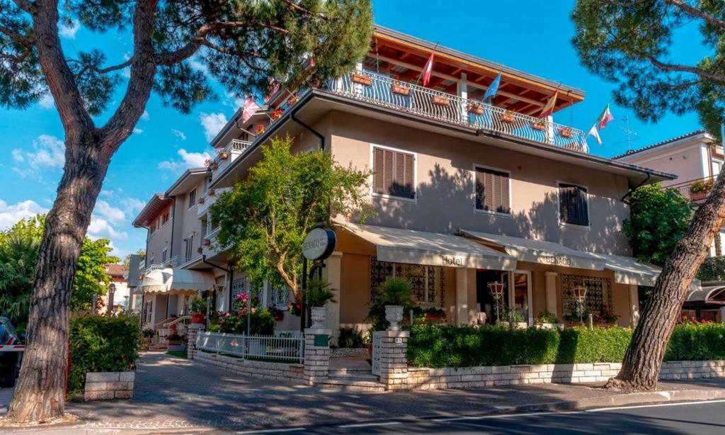 Hotel Benaco - 3