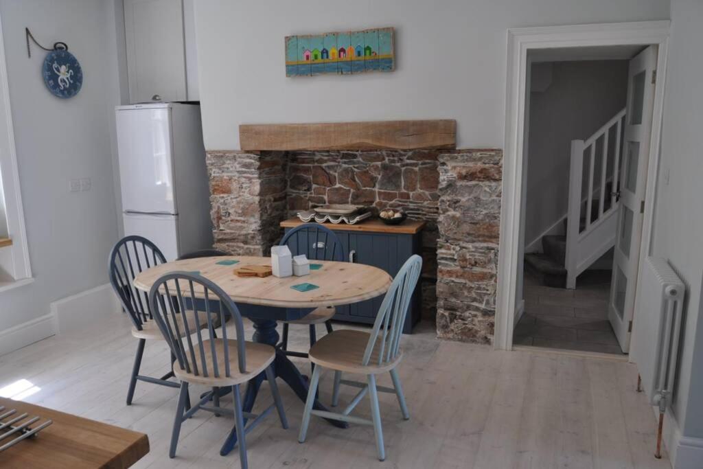 Luxury Dog Friendly Home in Brixham Harbour - photo 4