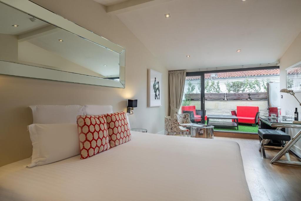 Bordeaux Le Boutique Hotel Additional