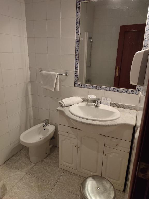 Hotel Cervantes photo
