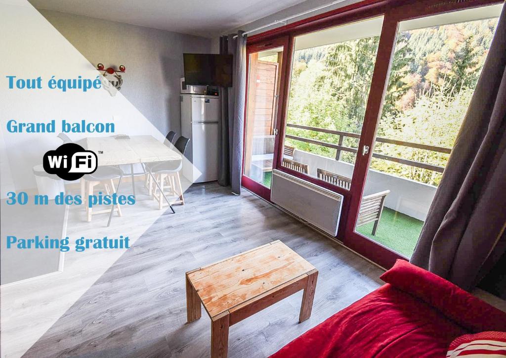 Le Relai S31 - Grand et lumineux studio avec coin montagne 4-6 pers, tout équipé, avec WIFI, à 30m des pistes avec un grand balcon, DRAPS NON COMPRIS - 1