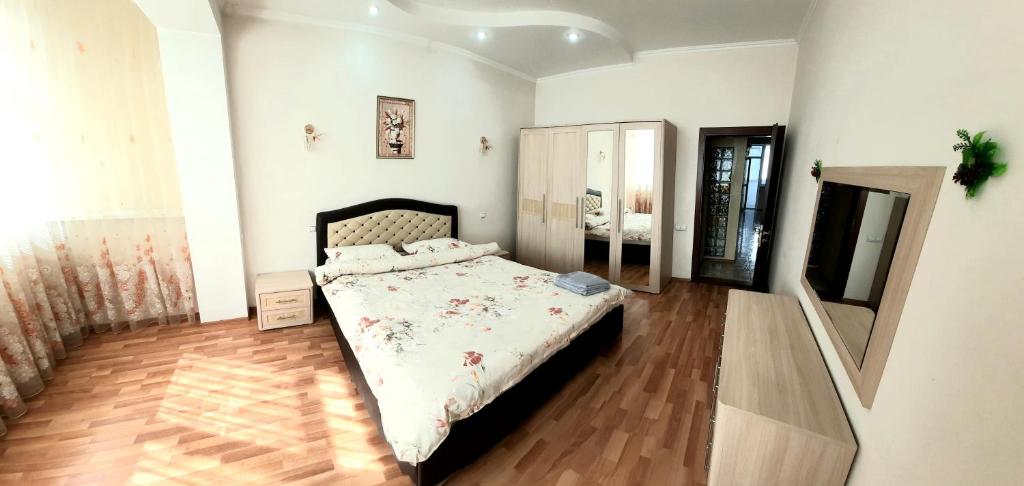 Elegance Apartment Chisinau Center Book 10 nights and get 1 free, Chişinău