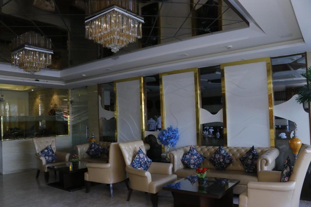 Hotel SC Residency photo