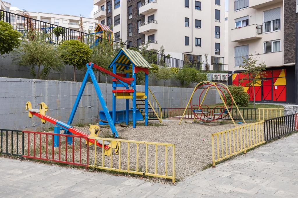 BLERI Apartment 2 Bedroom Free parking 전경