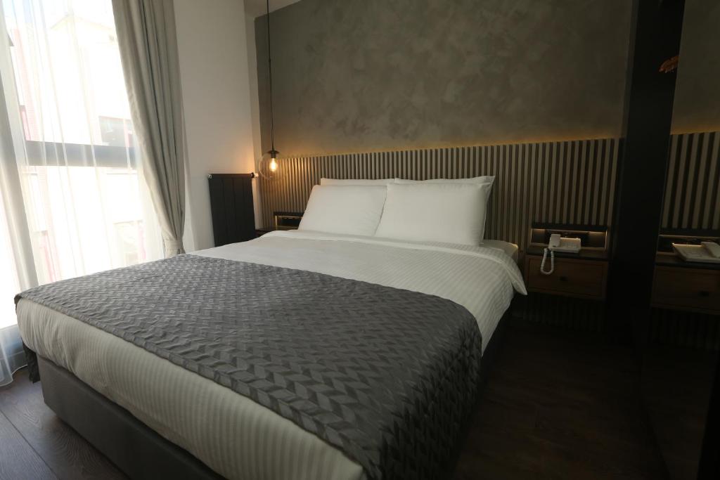 Moja City Hotel photo