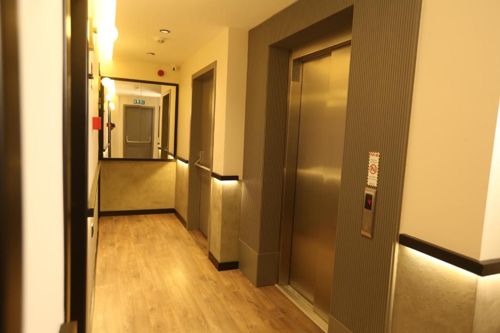 Moja City Hotel photo