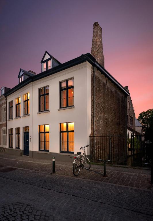 Canalside House - Luxury Guesthouse photo