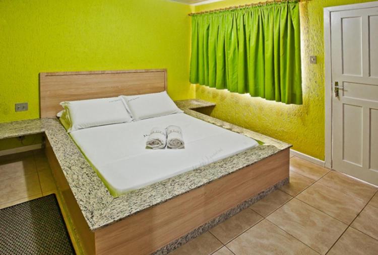 Motel Aquarius