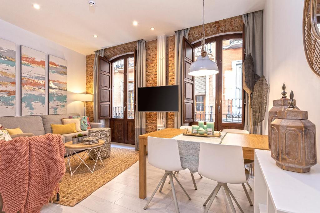 Genteel Home Zacatin — Hotel in Granada