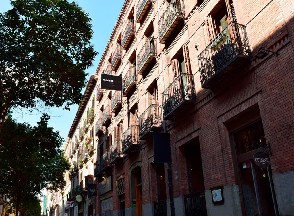 Madrid Suites San Mateo photo