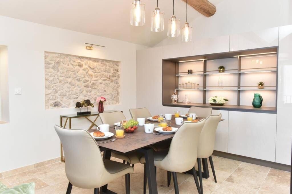 PICASSO by the sea Luxurious design house sea view old Antibes for 6 - 4