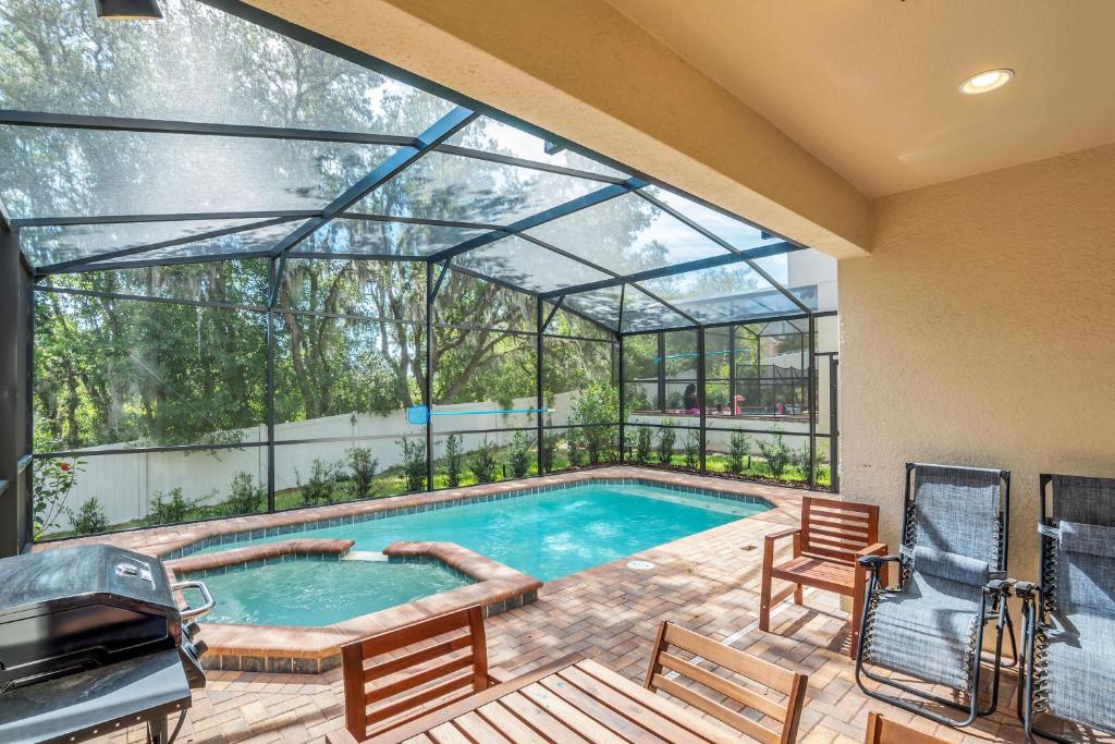 Private Pool Villa, FREE Water Park, Near Disney, Kissimmee