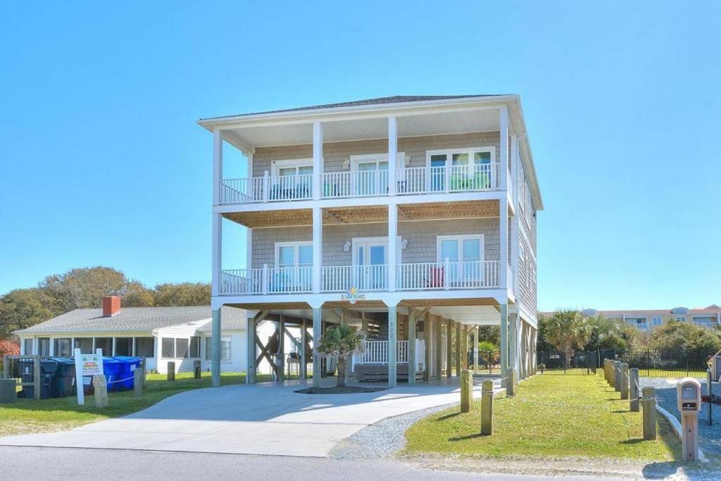 C-side Place, Oak Island