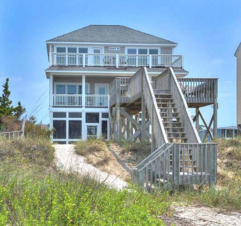 Stranded Indolphinitely, Oak Island