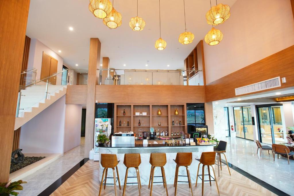 Bar/lounge