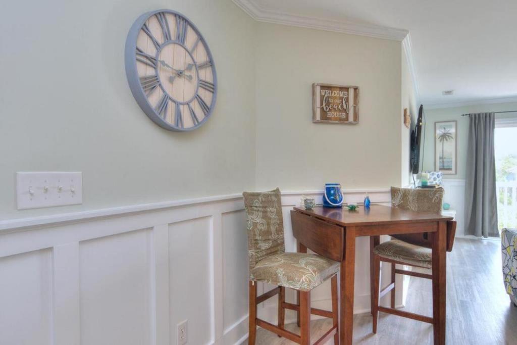 Ocean Walk 4203, Oak Island