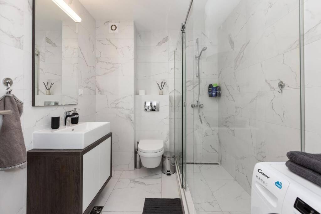 Zemun Luxury - Comfortable, workspace, quiet, free parking, Netflix - 5