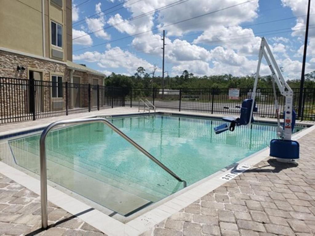 Woodspring Suites Orlando International Drive photo