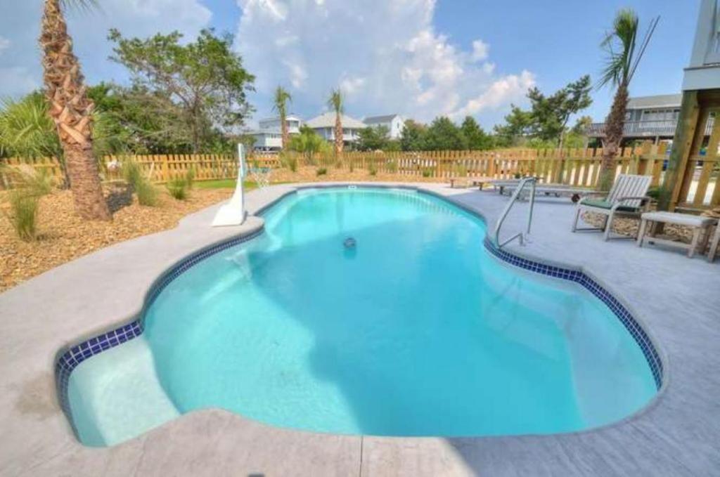 A Perfect Get-A-Way, Oak Island