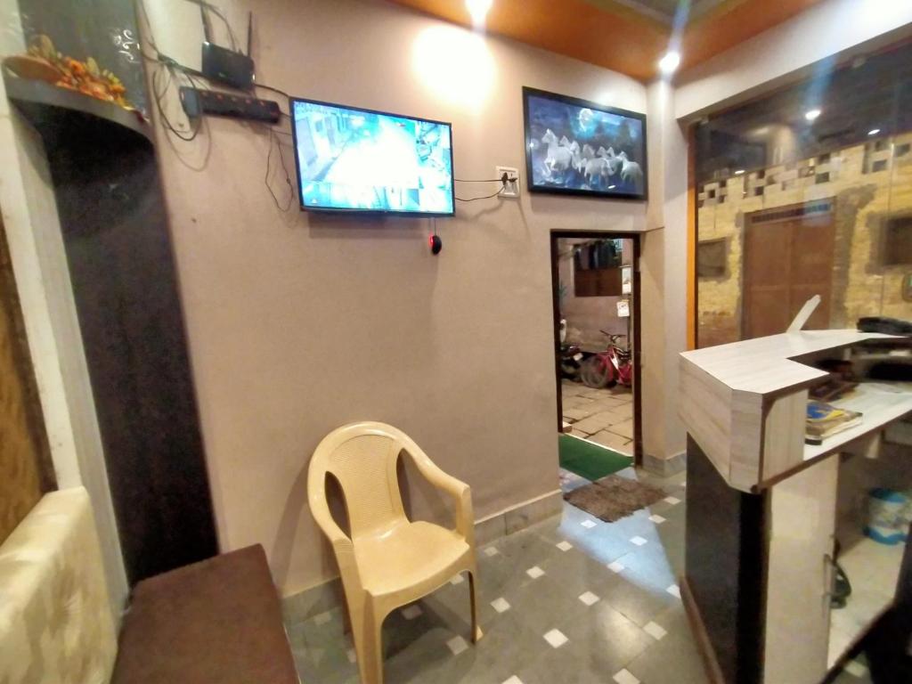 Hotel Aakash Ganga photo
